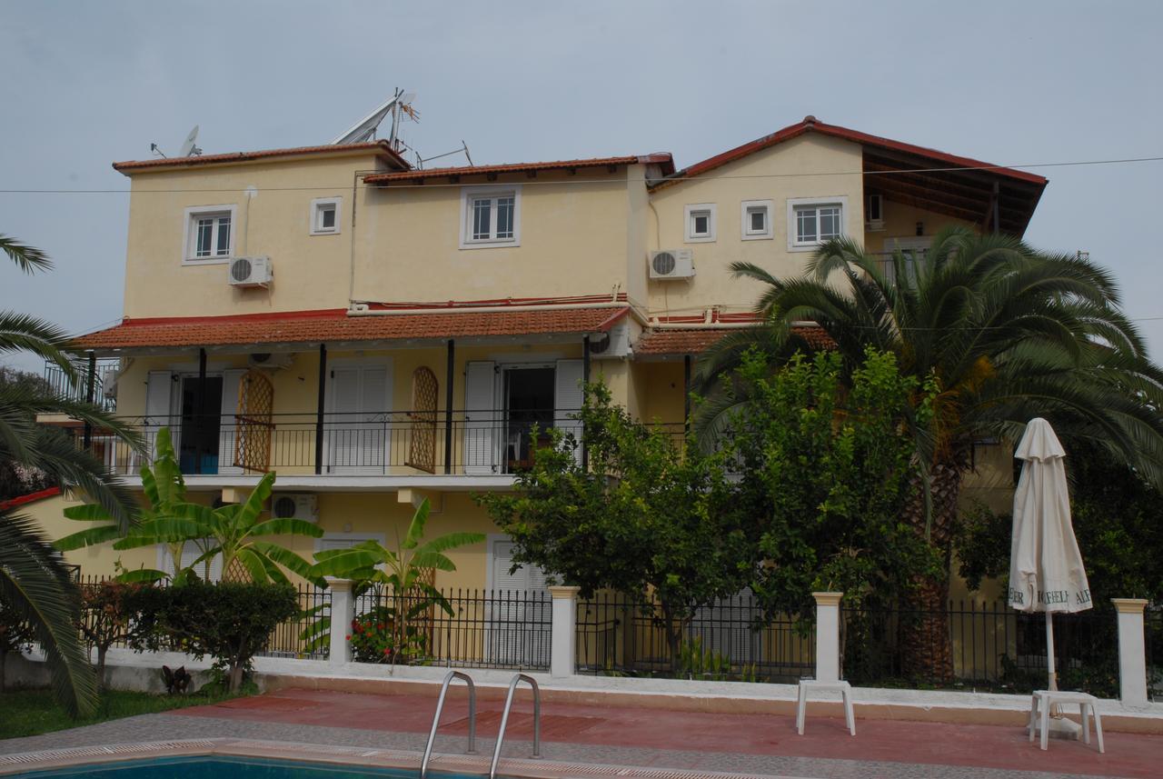 Apollo Hotel Kavos Exterior photo